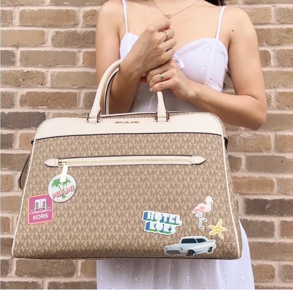 Michael Kors Jet Set Travel Large Weekender Light Cream MK Signature Miami